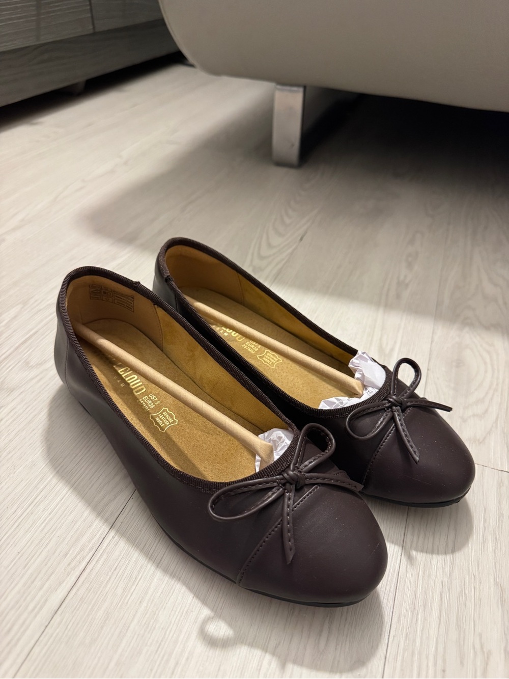NWT Classic Chocolate Brown Ballet Flats with Bow